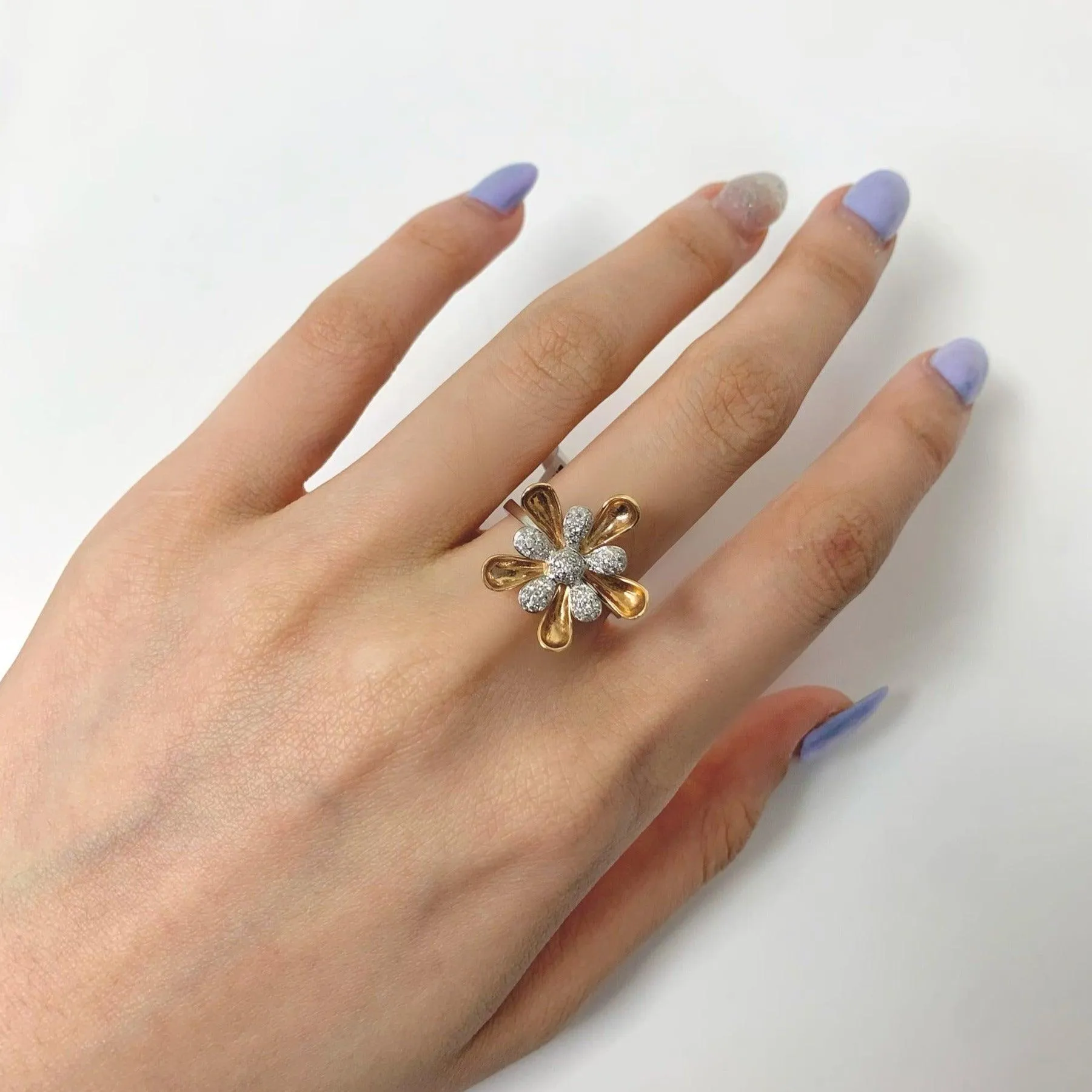 14K Gold and Diamond Flower Ring