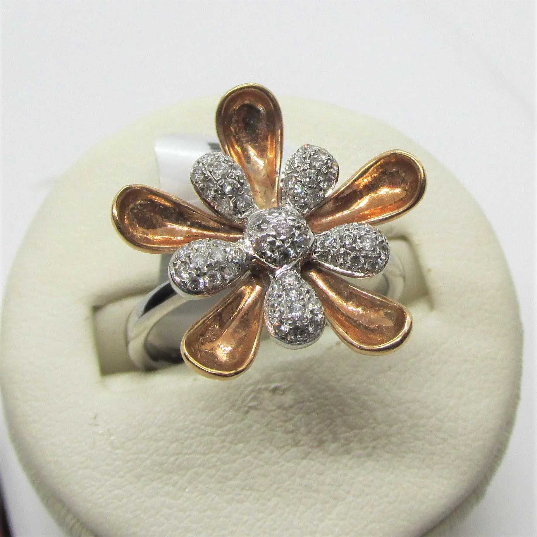 14K Gold and Diamond Flower Ring