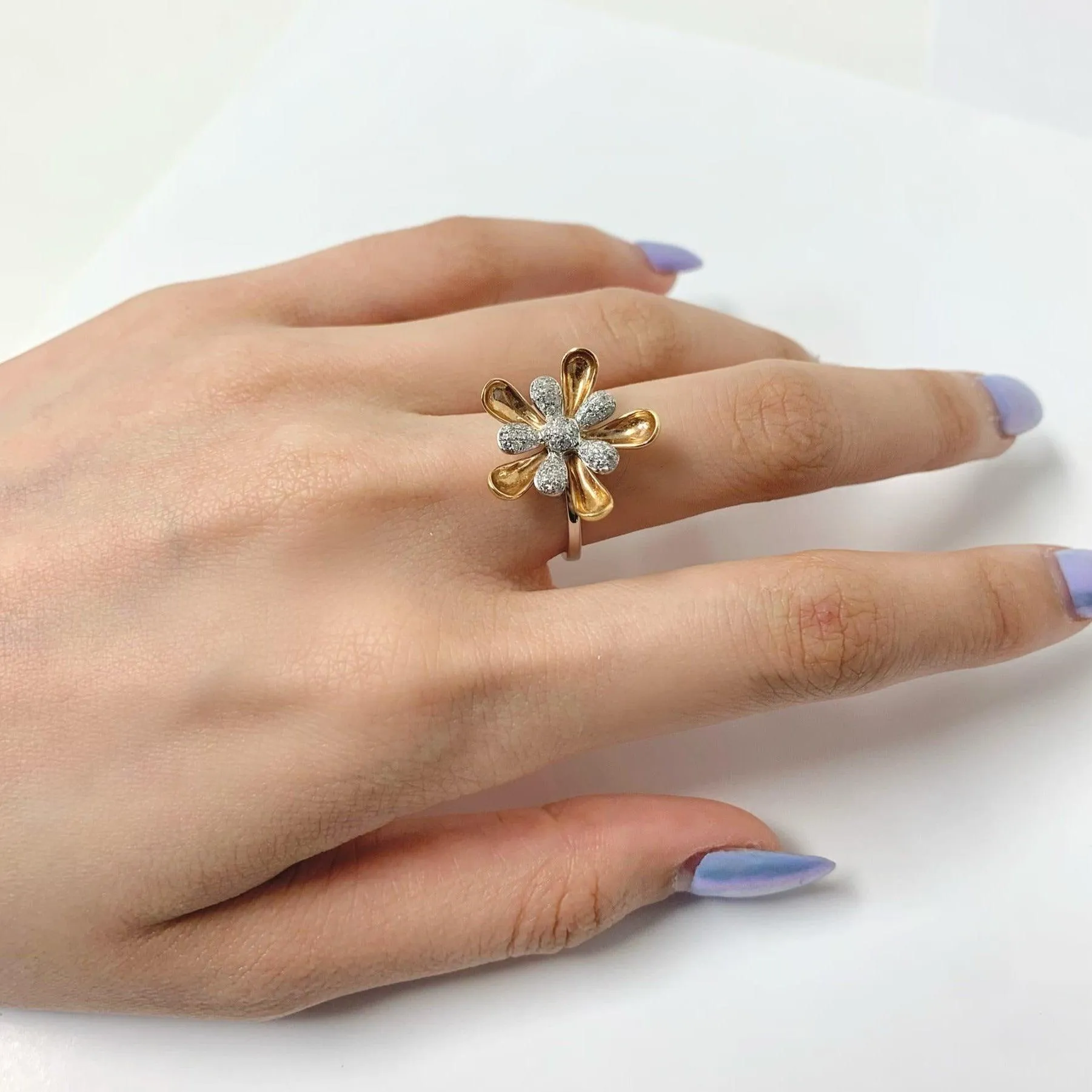 14K Gold and Diamond Flower Ring