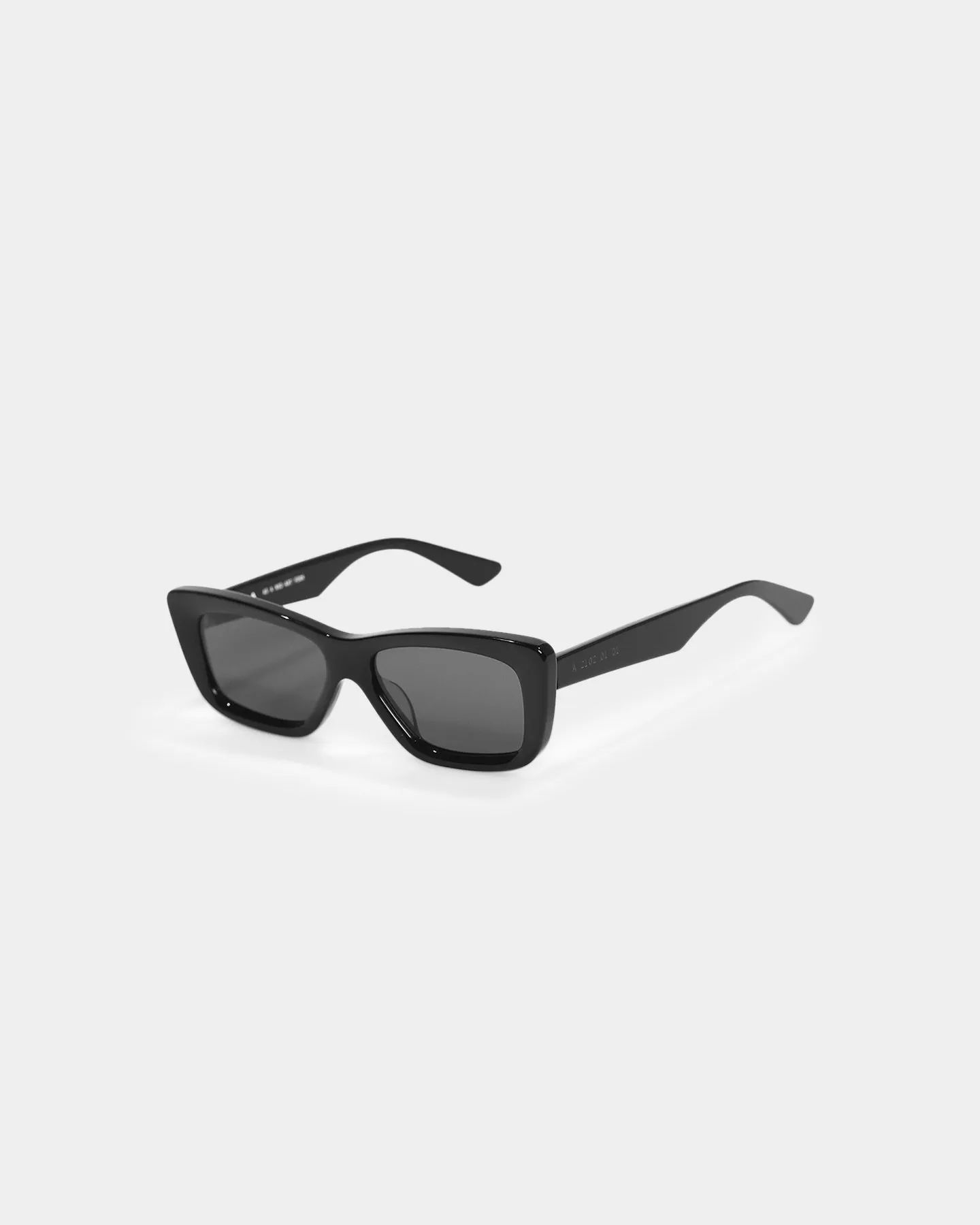 Akila Frenzy Sunglasses Black