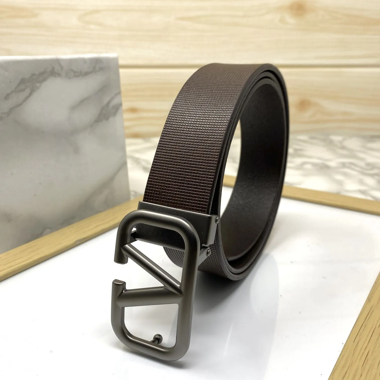 Casual V-Pattern Leather Strap Belt-JonasParamount