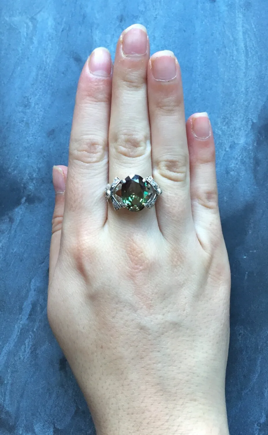 Green Diamond Ring - Vintage Diamond Ring - Classic Bow Ring