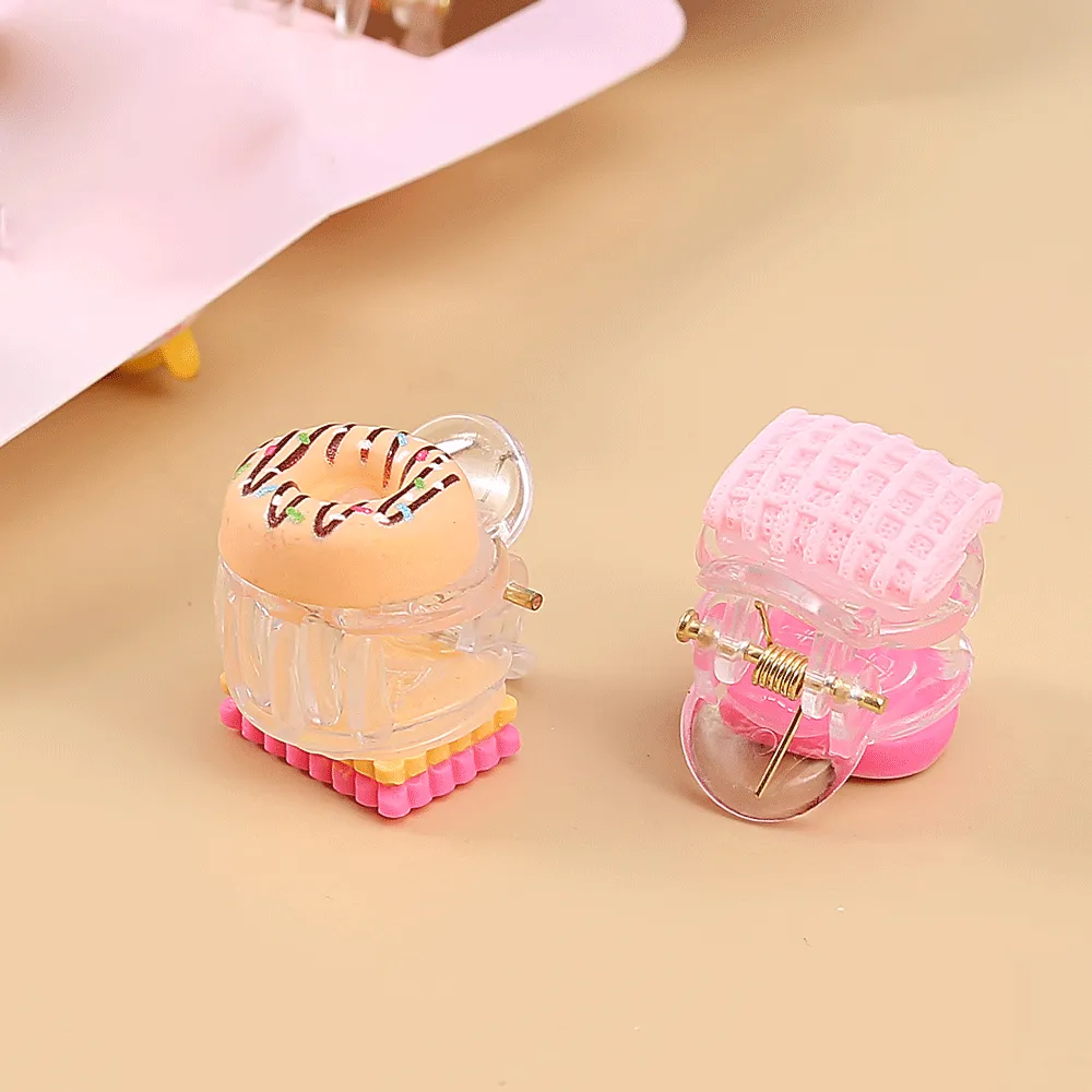 Muilti purpose mini hair-clip.