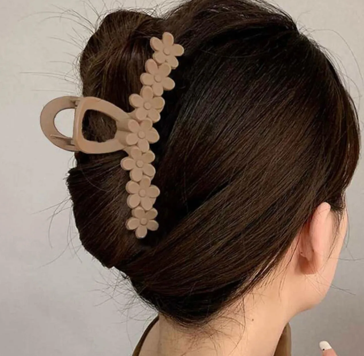 Non-Slip Tortoise Hair Jaw Clips, Leopard Stylish Hair Clamps,Strong Hold for Thick Thin Curly Hair Styling Accessories for Women Girls