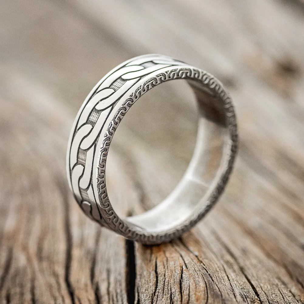 "LINK" - CHAIN ENGRAVED WEDDING BAND - TITANIUM - SIZE 11